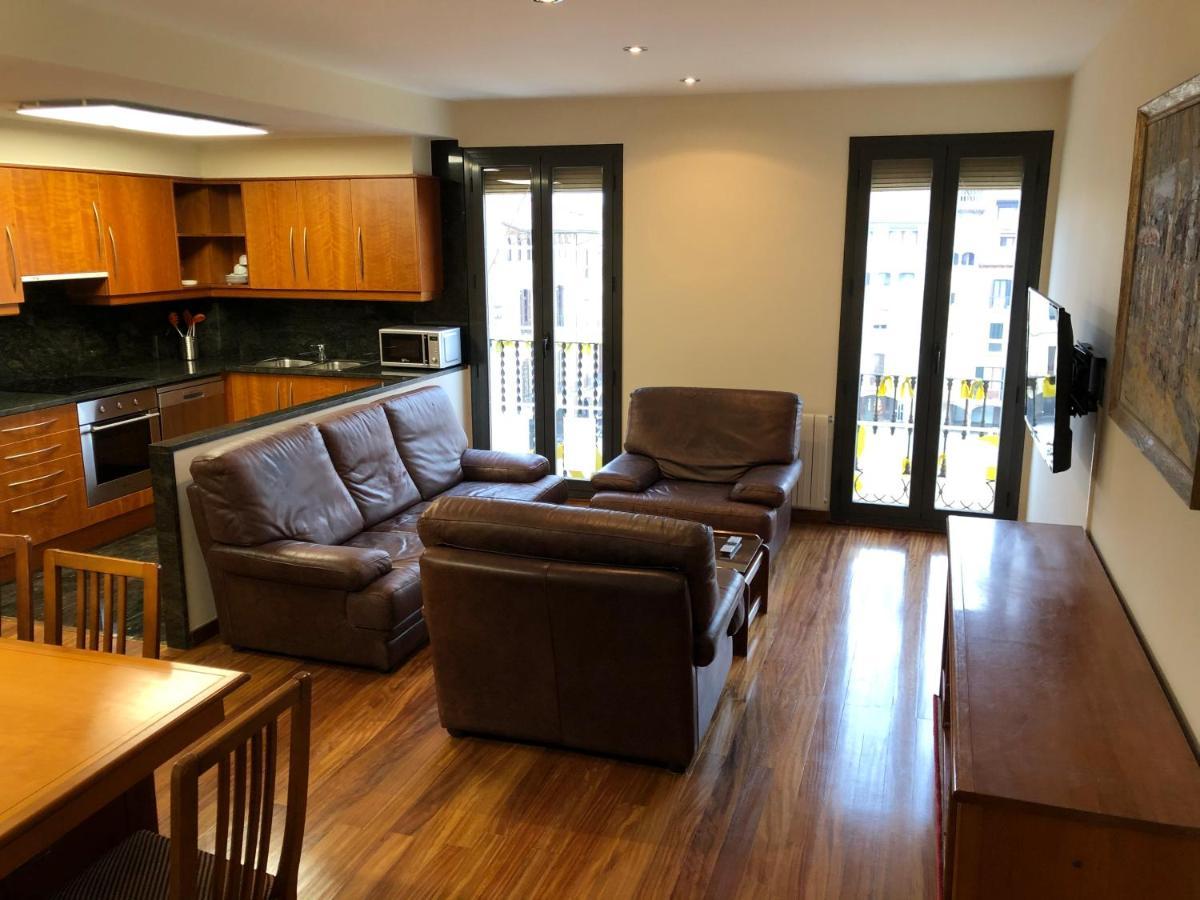 Apartaments Vicus 2 Con Vistas A La Plaza Mayor De Vic Eksteriør billede