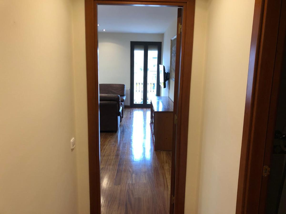 Apartaments Vicus 2 Con Vistas A La Plaza Mayor De Vic Eksteriør billede