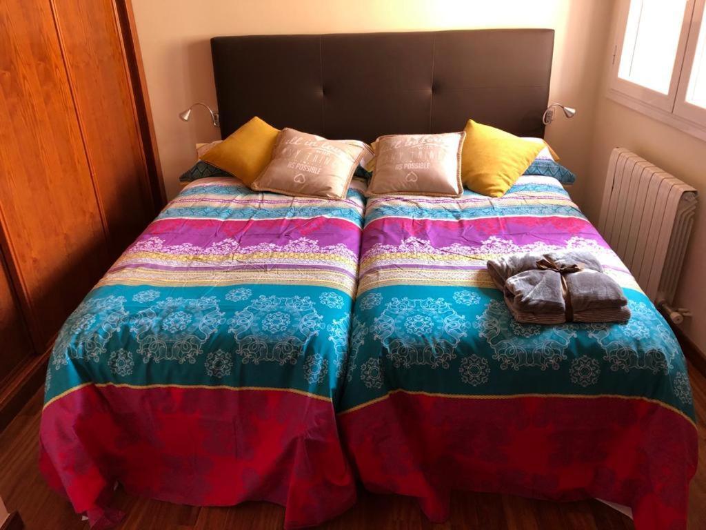 Apartaments Vicus 2 Con Vistas A La Plaza Mayor De Vic Eksteriør billede