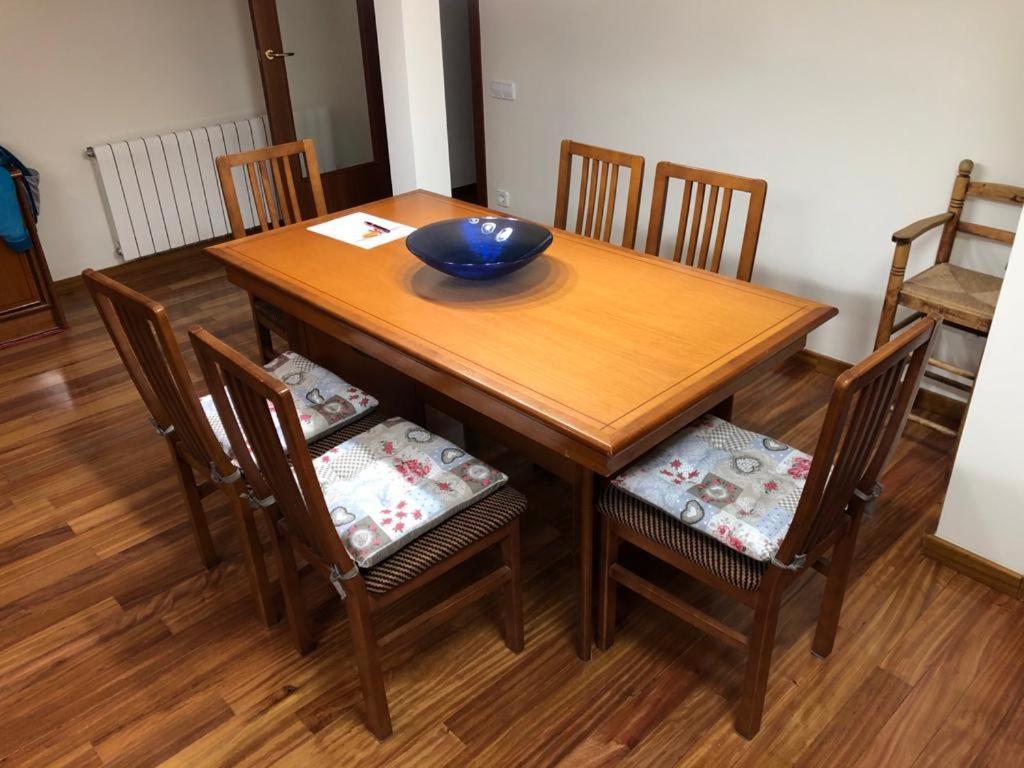 Apartaments Vicus 2 Con Vistas A La Plaza Mayor De Vic Eksteriør billede